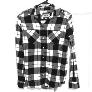 Express Black & White Boyfriend Flannel Size XS